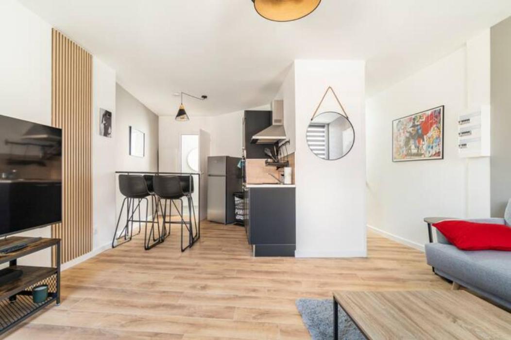 Voyage En Duplex En Hyper Centre Lägenhet Valenciennes Exteriör bild